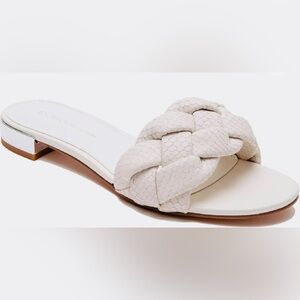 BCBGeneration Women's Deelo Slip On Leather Slide Sandals Pearl Size 6.5 NIB